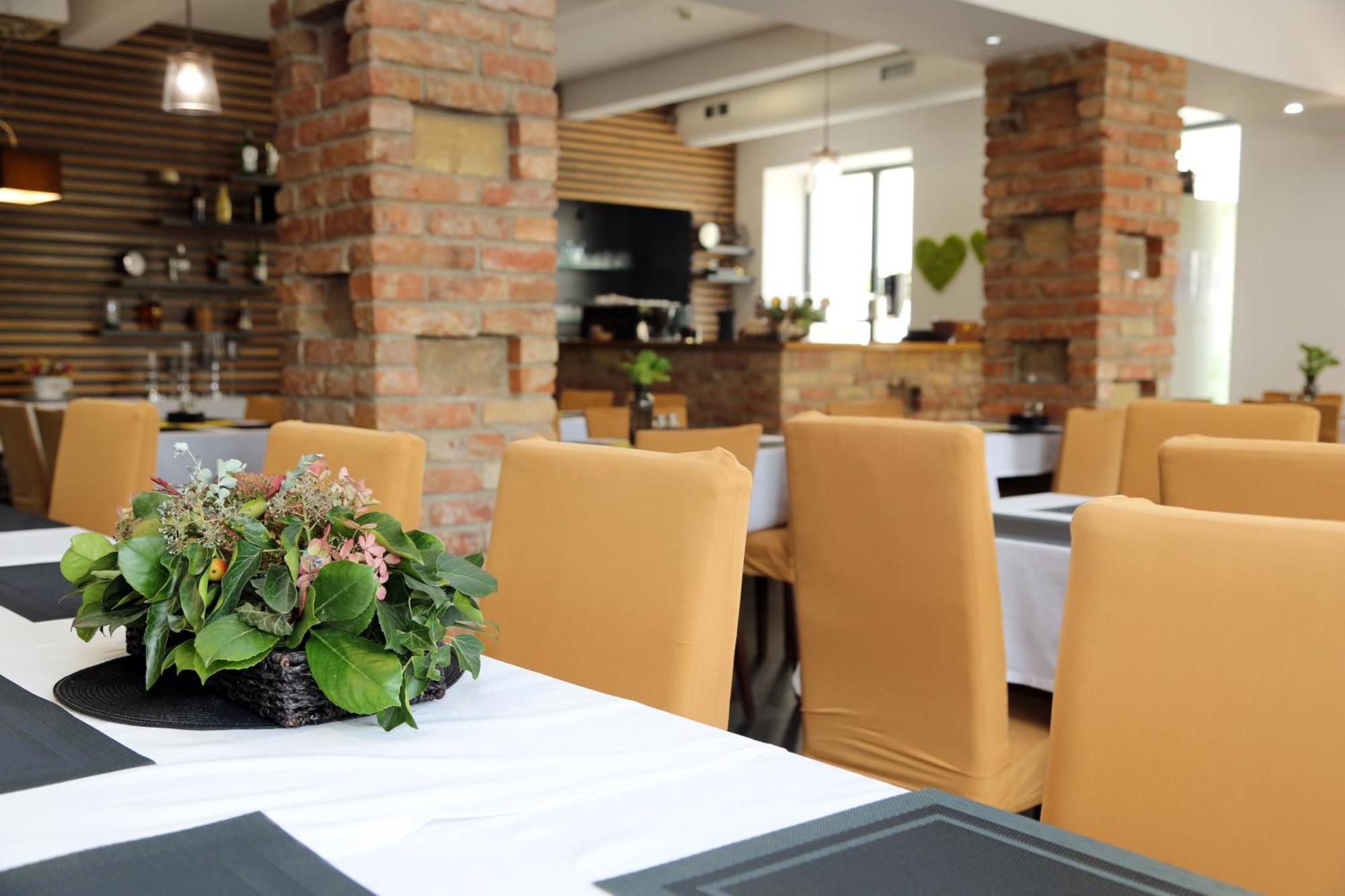 Arena Hotel Šamorín Zewnętrze zdjęcie